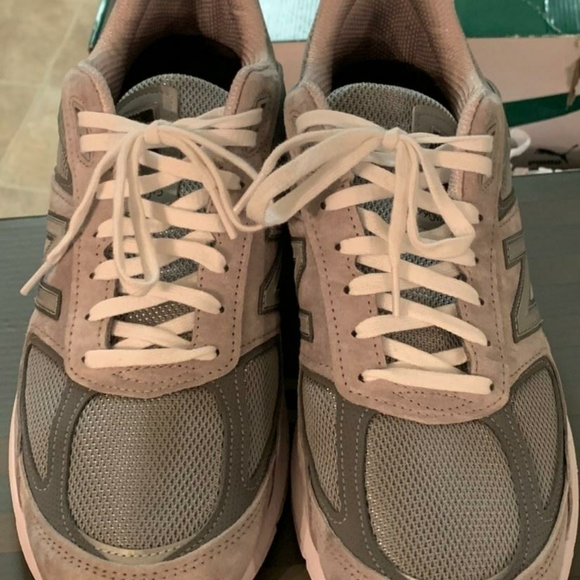 TENNIS SHOES - Picture 8 of 16